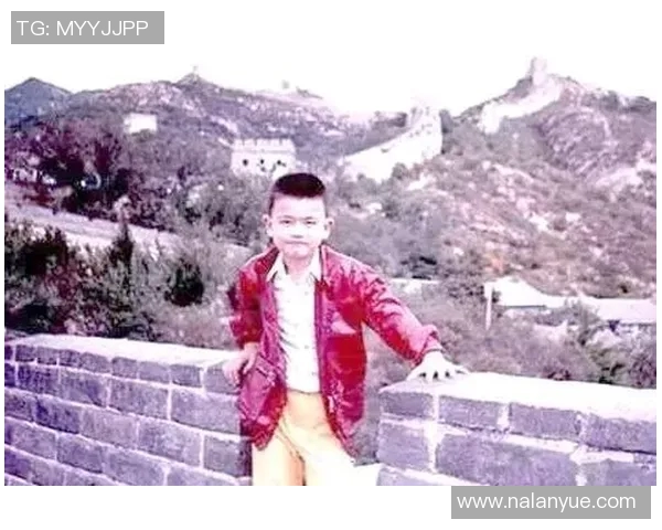 姚明青涩采访回顾:从稚嫩少年到篮球巨星的成长之路 姚明青涩采访回顾:从稚嫩少年到篮球巨星的成长之路