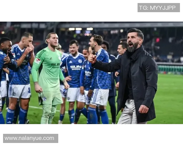 沙尔克04陷入泥潭德甲保级堪忧 沙尔克04陷入泥潭德甲保级堪忧