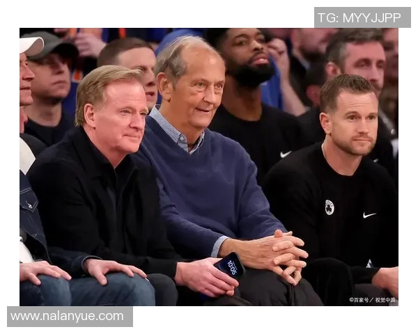 湖人助教爆帅主帅私生活丑闻,球队陷入风波 湖人助教爆帅主帅私生活丑闻,球队陷入风波